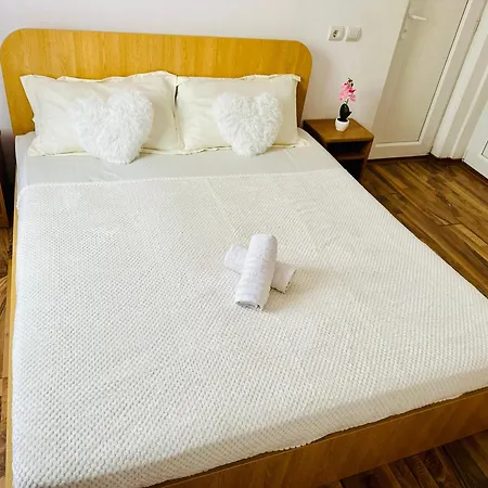 Naty Guest house Costinesti