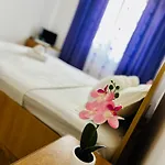 招待所 Naty