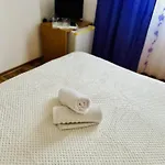Naty 招待所 *